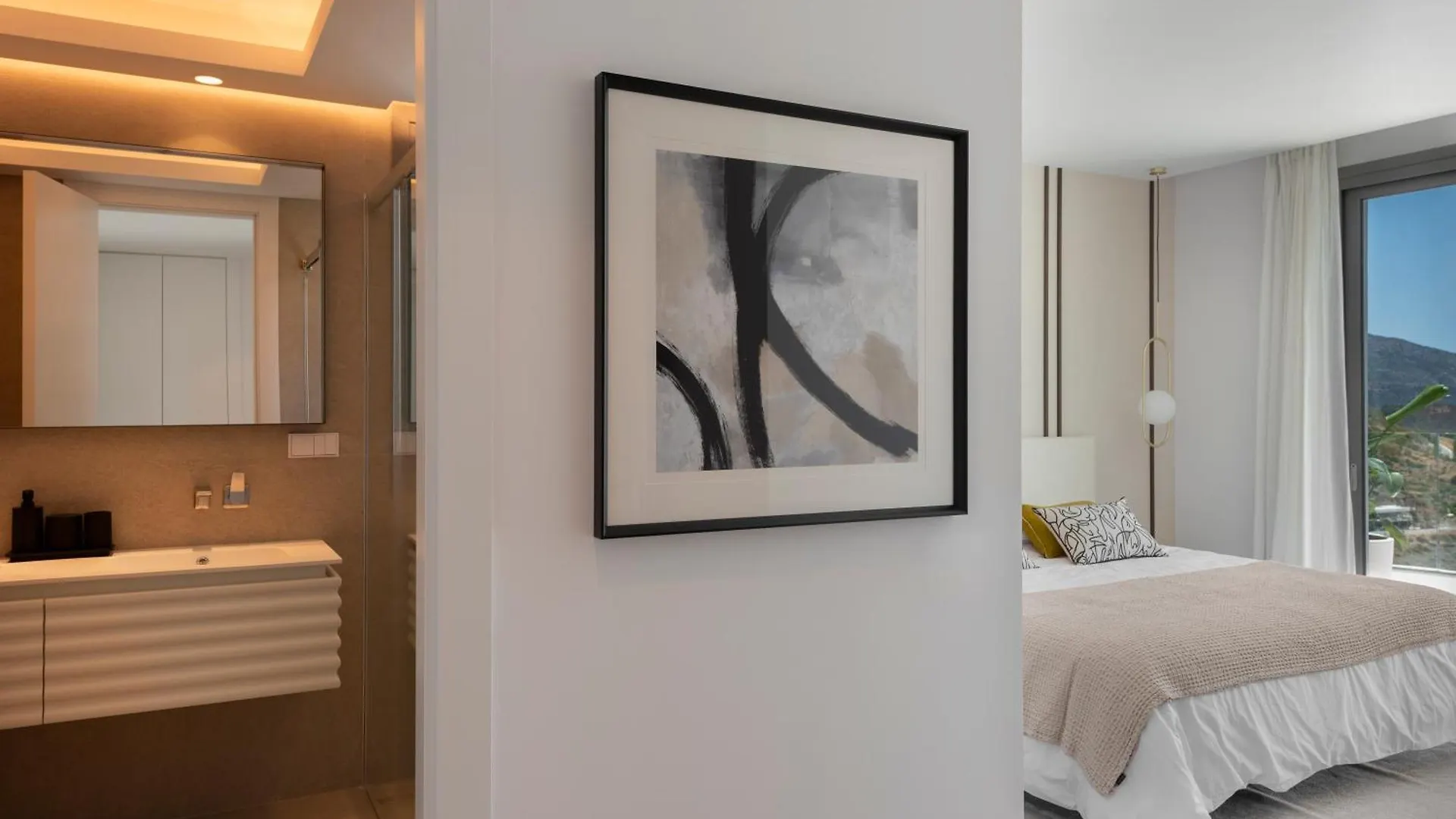 Marbella Quercus Penthouse - Rooftop Infinity Pool El Angel Apartment